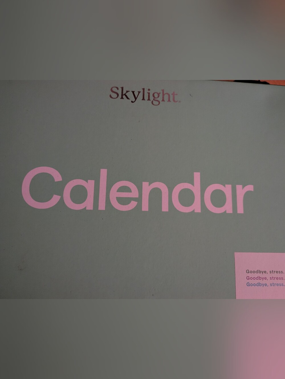 Skylight 15" Smart Digital Calendar – White – Like New w/ Orig